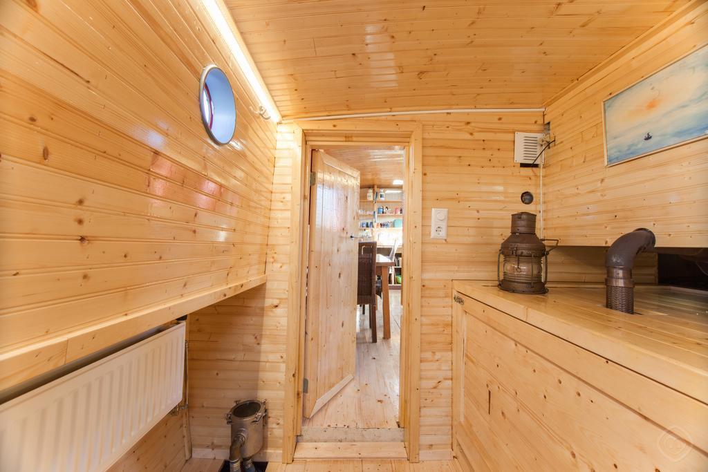 Houseboat Винкевеен Стая снимка