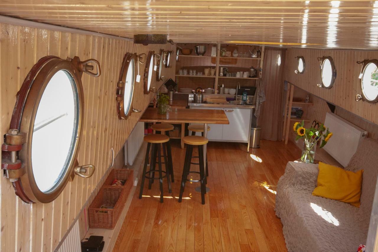 Houseboat Винкевеен Екстериор снимка