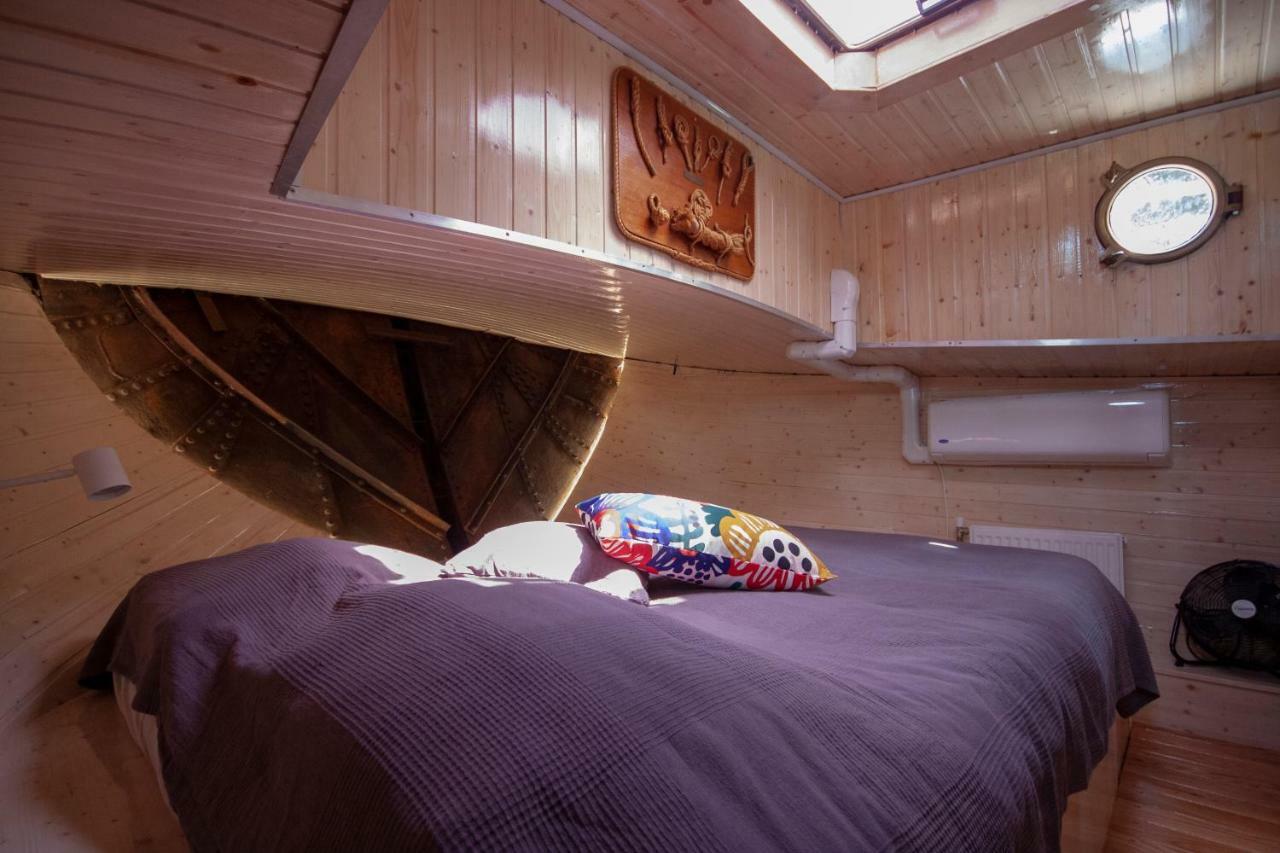 Houseboat Винкевеен Екстериор снимка